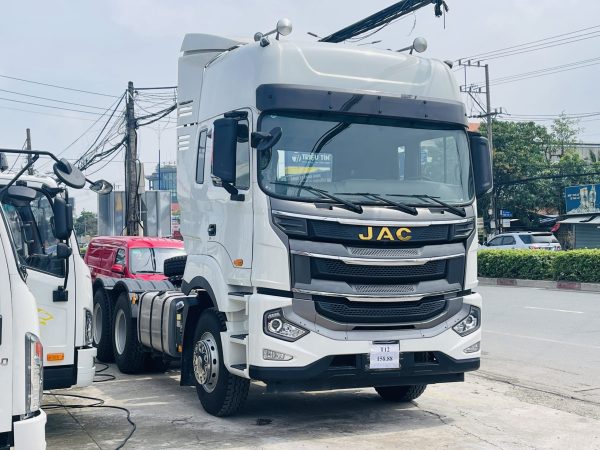 XE ĐẦU KÉO JAC A5 420HP